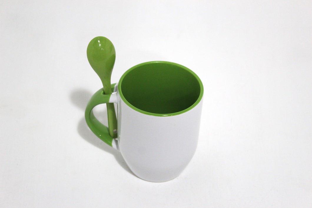 TAZA 11 OZ CON CUCHARA E INTERIOR DE COLOR VERDE CLARO