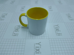 TAZA 11 OZ INTERIOR Y ASA DE COLOR AMARILLO