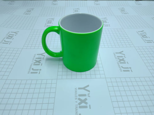 TAZA VERDE NEON